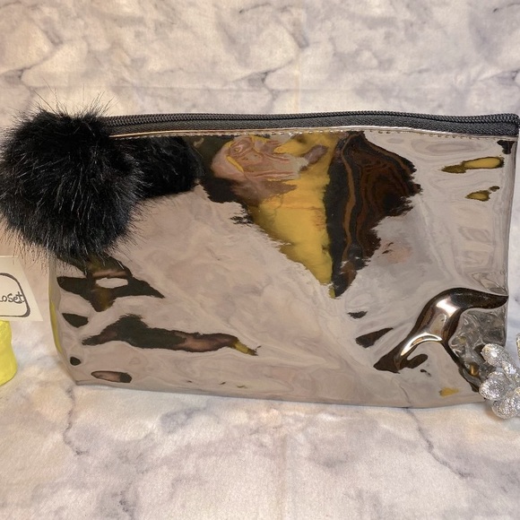 NORDSTROM Metallic Cosmetic Case - Picture 2 of 5